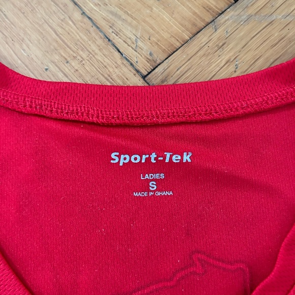 Wisconsin Big Ten Big 10K Race Tee - Picture 5 of 5